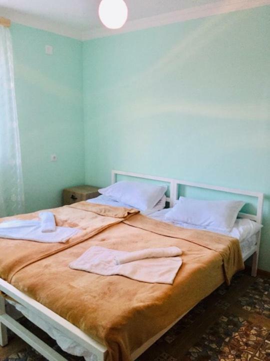 Bed and Breakfast Lali Тбилиси Экстерьер фото